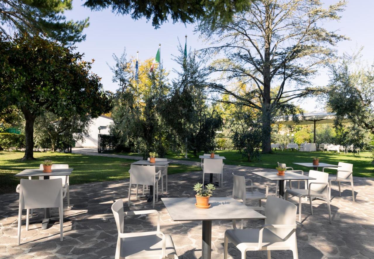 La Quiete Park Hotel Manerba del Garda Ngoại thất bức ảnh